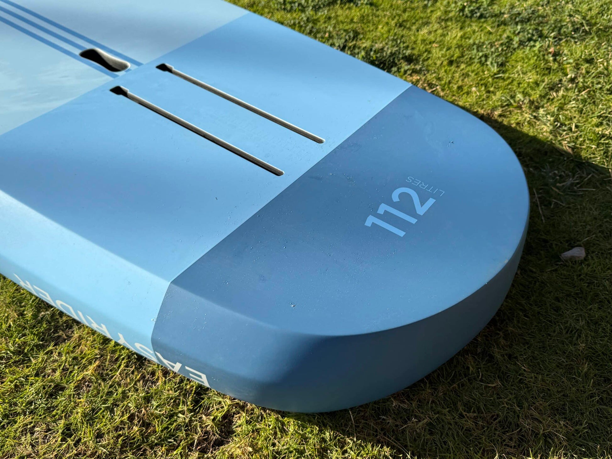 Sroka Easyrider wingfoil board 112 liter onderzijde met foilbox
